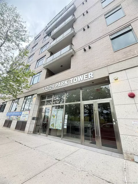 13229 Blossom Ave #5H, Flushing, NY 11355