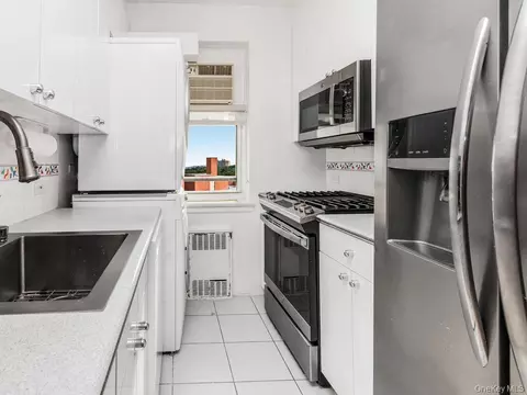 3850 Hudson Manor Ter #6BE, New York, NY 10463