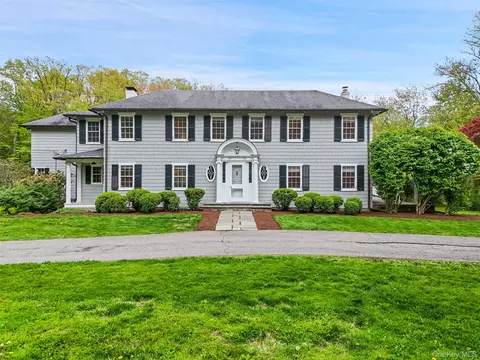 233 Mclain St, Mount Kisco, NY 10549