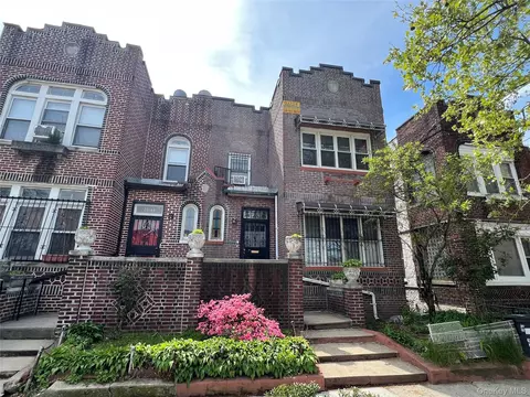 78-12 32nd Ave, East Elmhurst, NY 11370