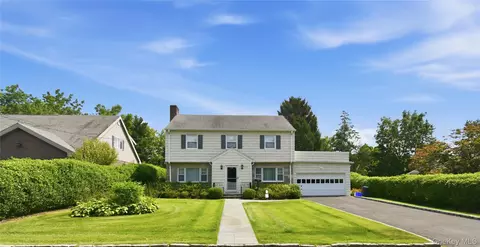 25 Brookfield Rd, Mount Vernon, NY 10552