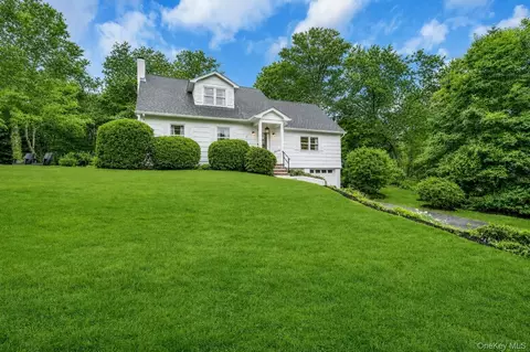 440 Cases Ln, Cutchogue, NY 11935