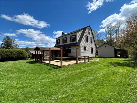20 Spring St, Rockland, NY 12758