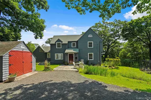 Exterior - 39 Forest Ave, Greenburgh, NY 10706 photo 2 of 17