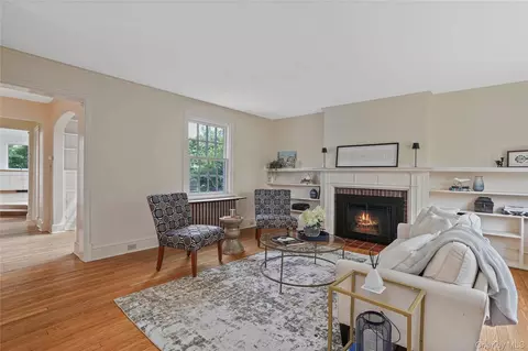 Living - 39 Forest Ave, Greenburgh, NY 10706 photo 3 of 6