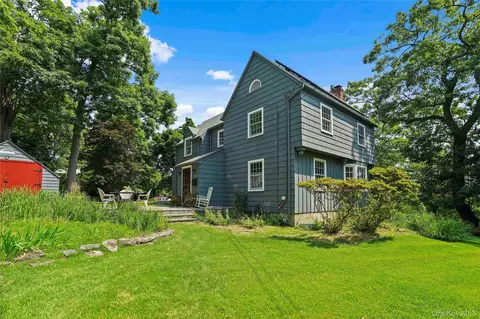 Exterior - 39 Forest Ave, Greenburgh, NY 10706 photo 3 of 17