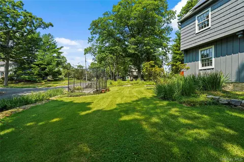 Exterior - 39 Forest Ave, Greenburgh, NY 10706 photo 13 of 17
