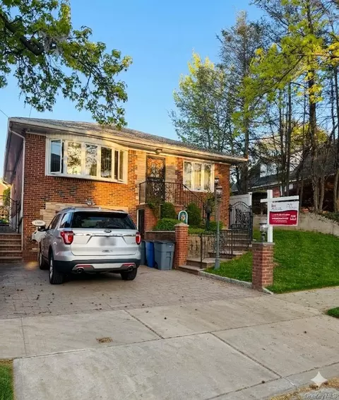 1485 166th St, New York, NY 11357