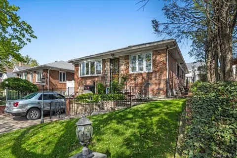 1485 166th St, New York, NY 11357
