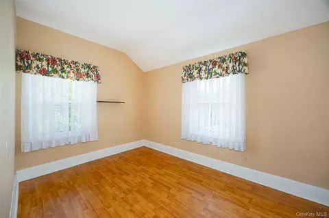 Bedroom - 6 Irving Ave, Poughkeepsie, NY 12601 photo 2 of 5