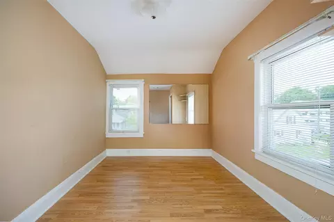 Bedroom - 6 Irving Ave, Poughkeepsie, NY 12601 photo 3 of 5