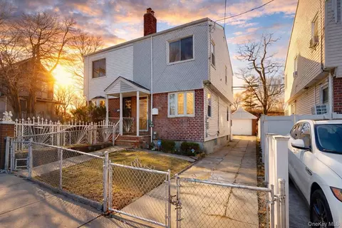 21942 141st Rd, New York, NY 11413