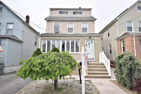 89-36 218th Pl, New York, NY 11427