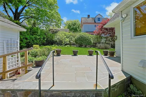 Exterior - 130 Madison Ave, Mount Pleasant, NY 10595 photo 4 of 7