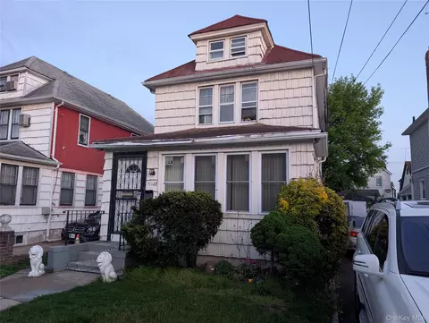 19122 113th Ave, New York, NY 11412