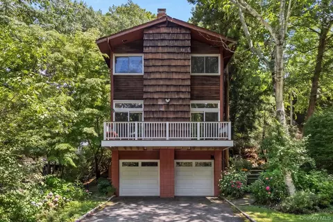 73 Bramblebrook Rd, Greenburgh, NY 10502