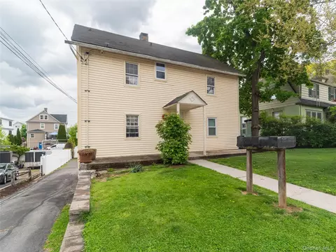 533 Willett Ave, Port Chester, NY 10573