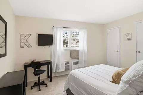 Bedroom - 1879 Crompond Rd #C10, Peekskill, NY 10566 photo 3 of 3