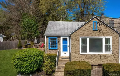 10 Waterford Rd, Patterson, NY 12563