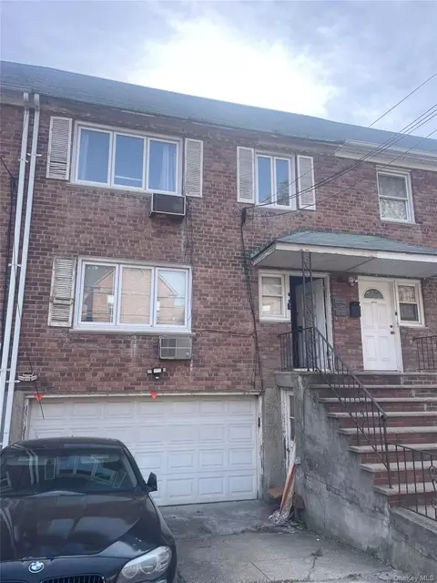 84-21 126th St, New York, NY 11415