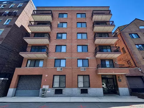 91-06 Whitney Ave #2B, Elmhurst, NY 11373
