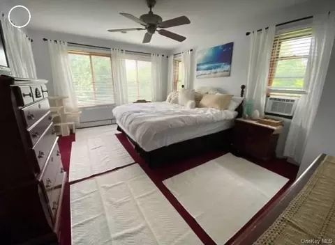 Bedroom - 10 Willard Pl, Monroe, NY 10950 photo 1 of 3