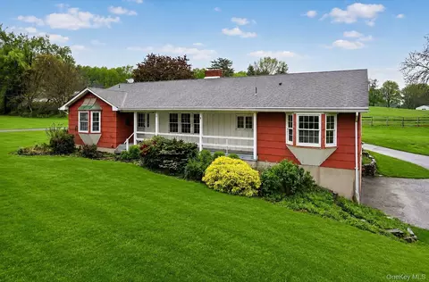 490 Hill Ave, Montgomery, NY 12549