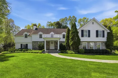 4 Martin Rd, Rye, NY 10580