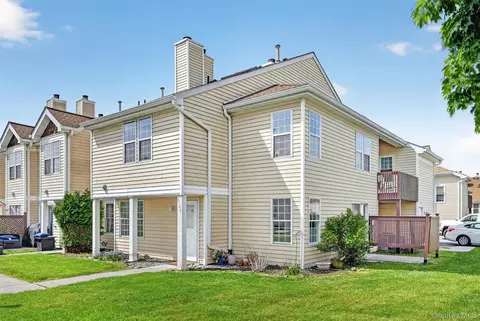 2722 Whispering Hls, Chester, NY 10918