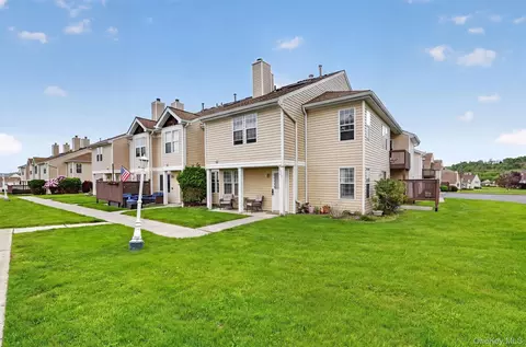 2722 Whispering Hls, Chester, NY 10918