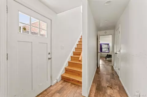 Entry Way - 931 Diven St, Peekskill, NY 10566 photo 2 of 3