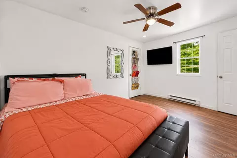 Bedroom - 931 Diven St, Peekskill, NY 10566 photo 2 of 5