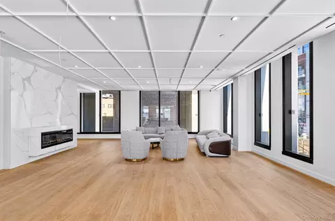 Living - 133-25 37th Ave #8D, Flushing, NY 11354 photo 4 of 4