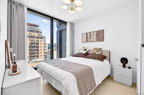 Bedroom - 133-25 37th Ave #8D, Flushing, NY 11354 photo 1 of 6