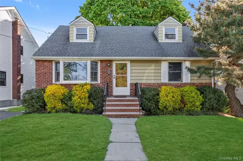 65 Grant Ave, North Hempstead, NY 11507