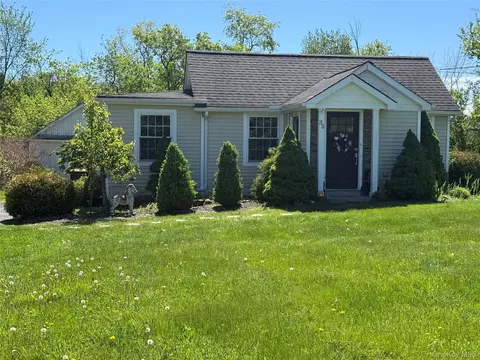 33 Foley Rd, Warwick, NY 10990
