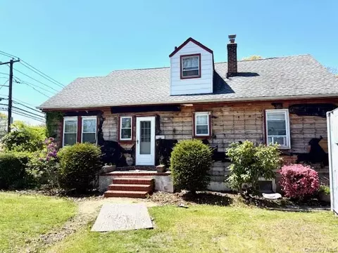 2571 Beltagh Ave, North Bellmore, NY 11710