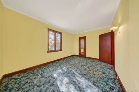 Bedroom - 29-34 146th St, Flushing, NY 11354 photo 3 of 5