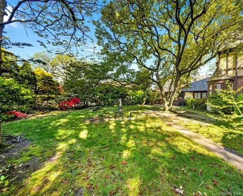 Exterior - 29-34 146th St, Flushing, NY 11354 photo 3 of 3