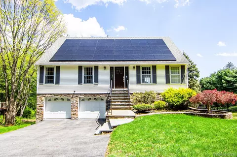 10 Sunset Hts, Monroe, NY 10950