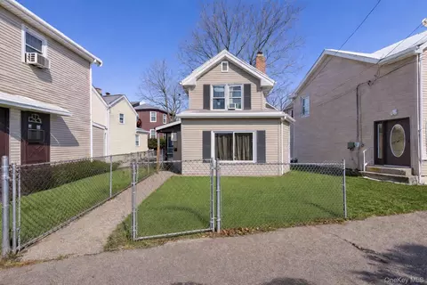 5 Pratt St, Haverstraw, NY 10927