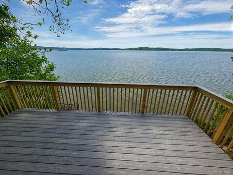 44 Riverside Ave, Haverstraw, NY 10927