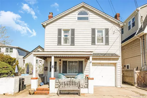 32 Buffalo Ave, East Atlantic Beach, NY 11561