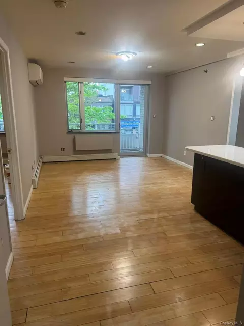 132-03 Sanford Ave #2F, New York, NY 11355