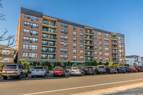 333 E Broadway #4K, Long Beach, NY 11561