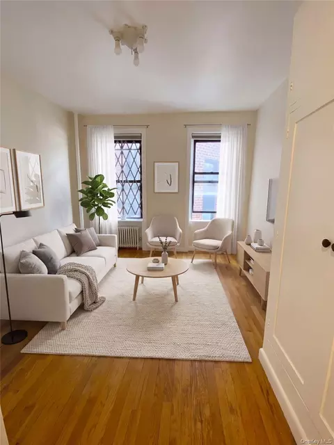 25 Leroy St #15, New York, NY 10014