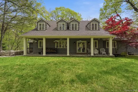 29 E Kinnicutt Rd, Pound Ridge, NY 10576