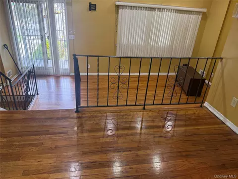 16822 144th Rd, Jamaica, NY 11434