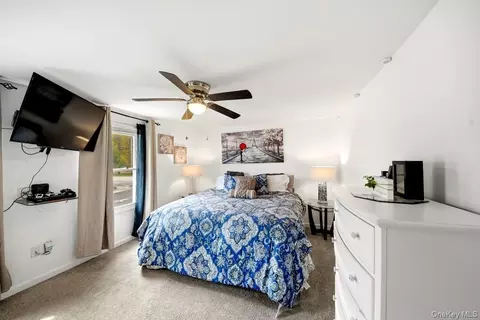 Bedroom - 708 Mallard Way, Peekskill, NY 10566 photo 1 of 7