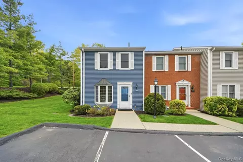 Exterior - 708 Mallard Way, Peekskill, NY 10566 photo 2 of 4